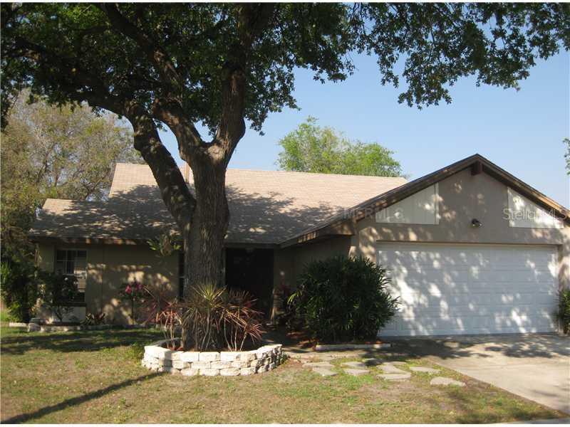 1526 High Knoll Dr., Brandon, FL 33511