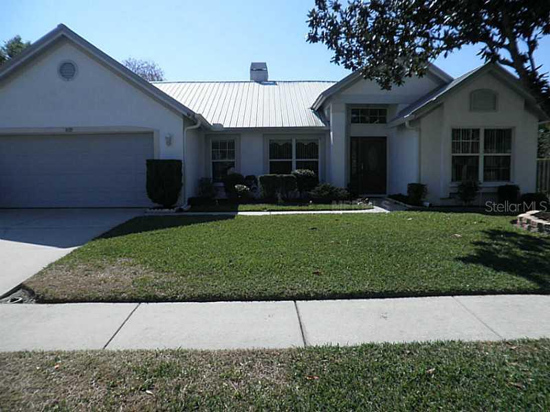 819 Walsingham Way, Valrico, FL 33594