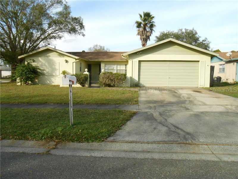 2308 Lincoln Ct., Brandon, FL 33510