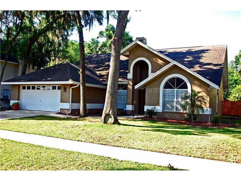 3608 Warmspring Way, Valrico, FL 33594