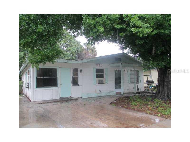 3035 Maple Ave., Sarasota, FL 34234