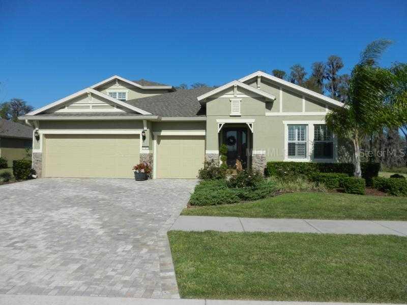 3301 Mapleridge Dr., Lutz, FL 33558