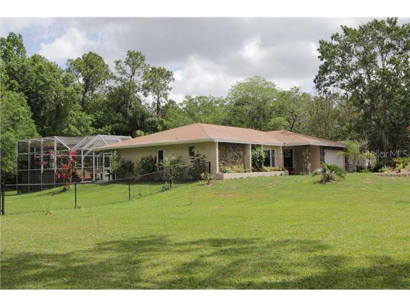 2533 Victarra County Road, Lutz, FL 33559
