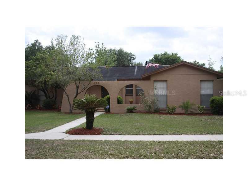 428 Bonnieview Dr., Valrico, FL 33594