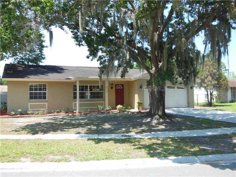 624 Pine Forest Dr., Brandon, FL 33511