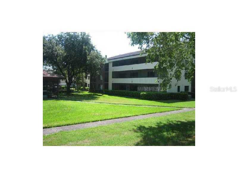 13604 S Village Dr. #2105, Tampa, FL 33618