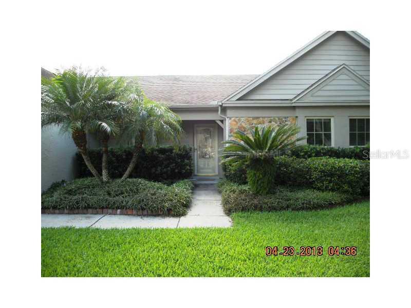 1301 Peachfield Dr., Valrico, FL 33596