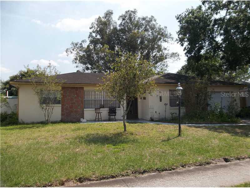 621 Barkfield St., Brandon, FL 33511