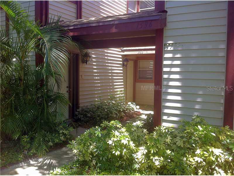 1596 Nantucket Ct., Palm Harbor, FL 34683