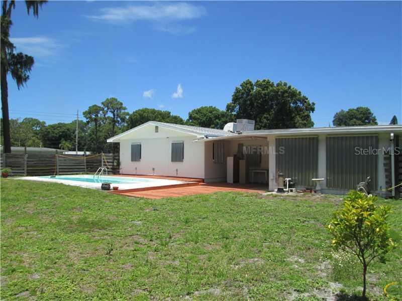 214 6th Ave., Ruskin, FL 33570
