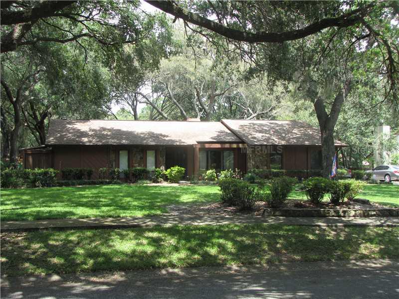 2504 High Oaks Ln., Lutz, FL 33559