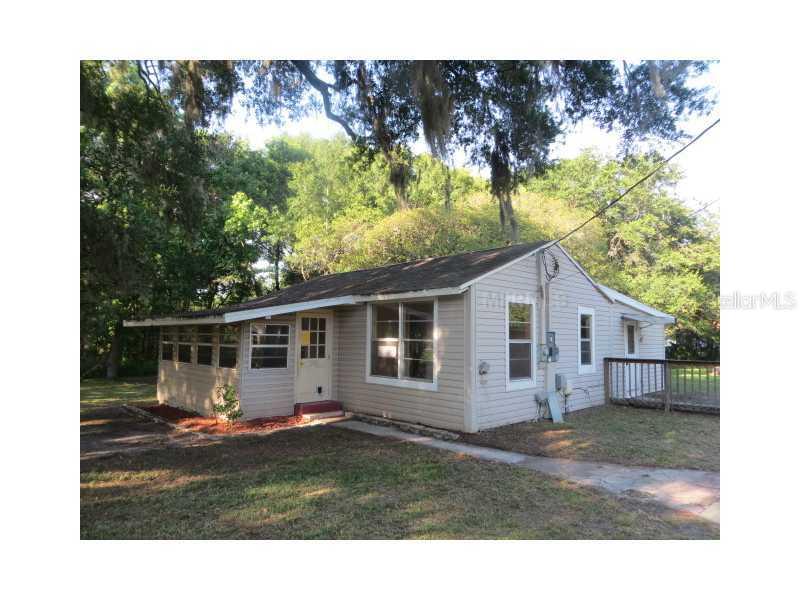 19107 1st St., Lutz, FL 33549