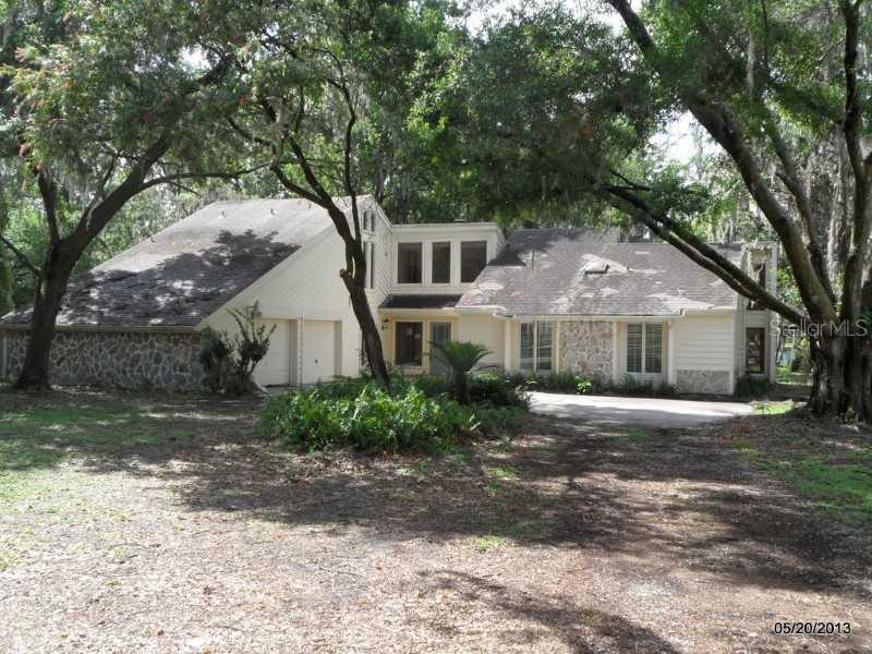 1304 Anglers Ln., Lutz, FL 33548