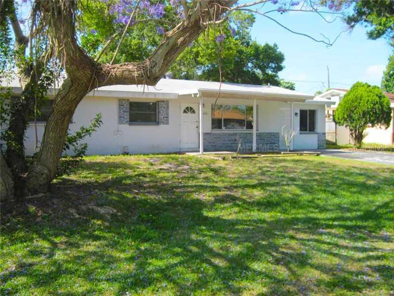 8498 77th Ave., Seminole, FL 33777