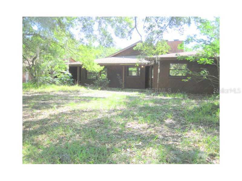 204 Meadows Dr., Tarpon Springs, FL 34688