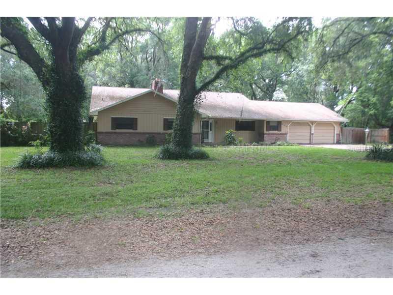 449 Monroe Ave., Masaryktown, FL 34604