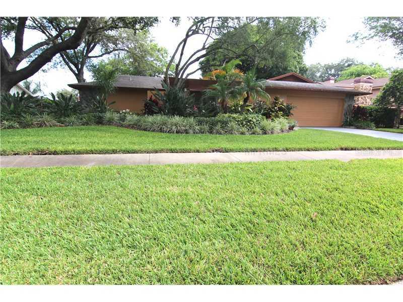 4219 Water Oaks Ln., Tampa, FL 33618