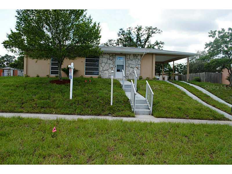 492 Edgehill Ave., Spring Hill, FL 34606