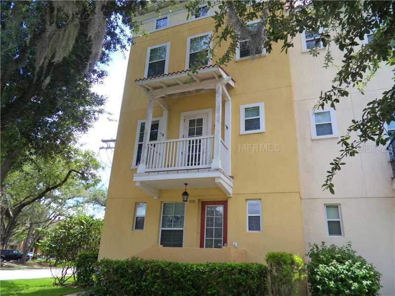 910 Sombra St., Tampa, FL 33619