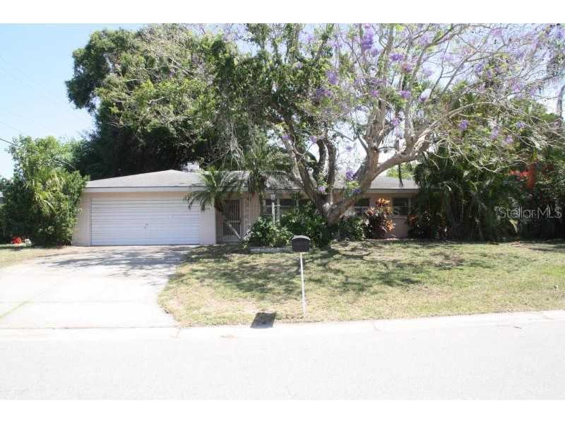 2419 Foster Ln., Sarasota, FL 34239