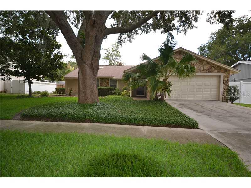 1425 Corner Oaks Dr., Brandon, FL 33510