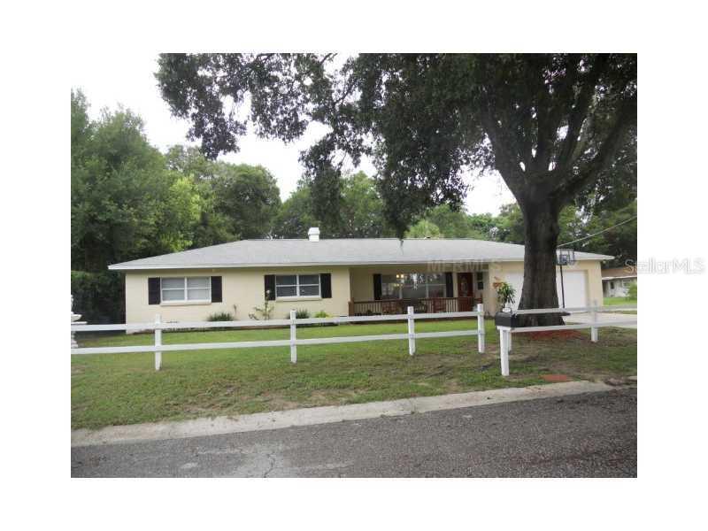 407 Clara Dr., Brandon, FL 33510