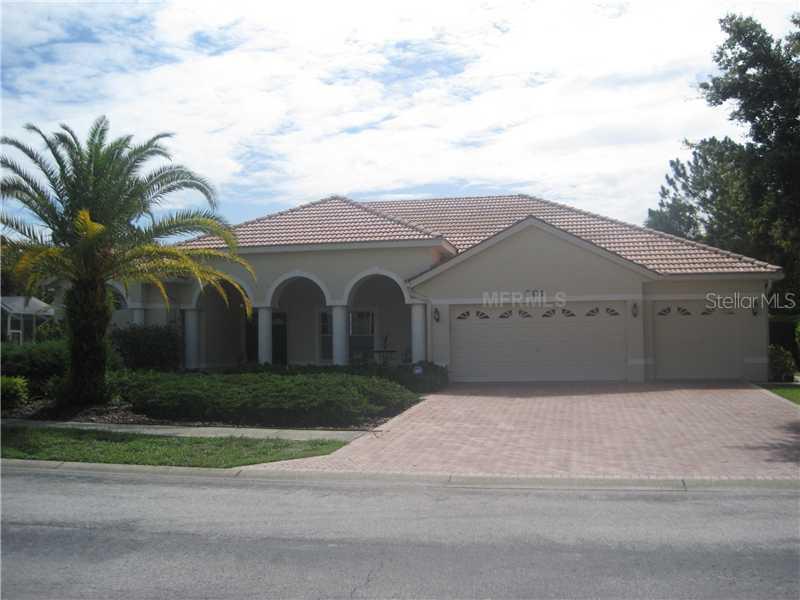 501 Manisha Pl., Tarpon Springs, FL 34688