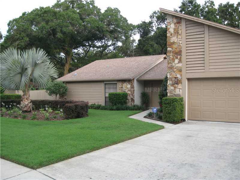 15907 Dover Cliffe Dr., Lutz, FL 33548