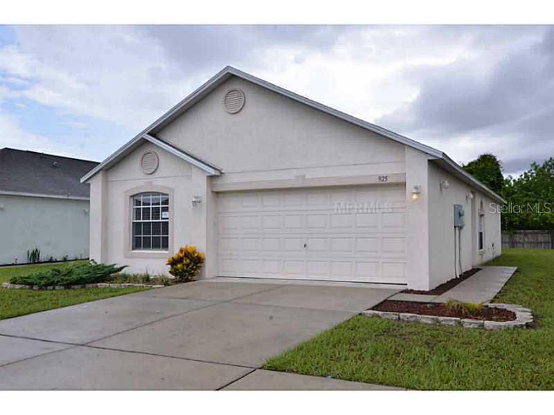 925 Brenton Leaf Dr., Ruskin, FL 33570