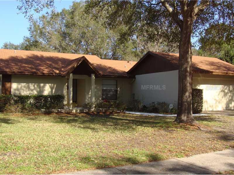 1908 Cedarbrooke Dr., Lutz, FL 33549