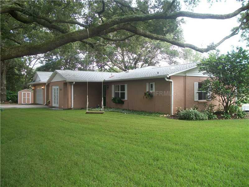 919 Whitaker Rd., Lutz, FL 33549