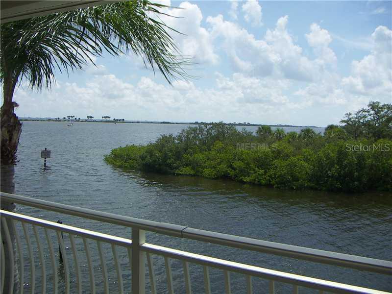 8829 Bay Pointe Dr. #205, Tampa, FL 33615