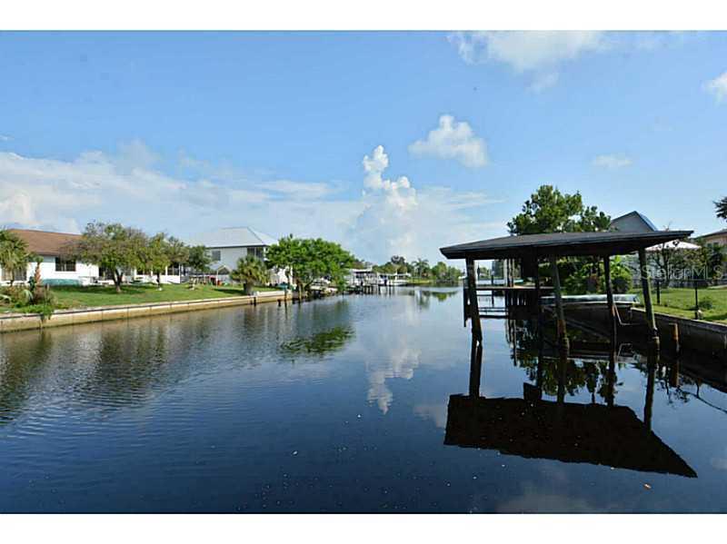 305 13th St., Ruskin, FL 33570