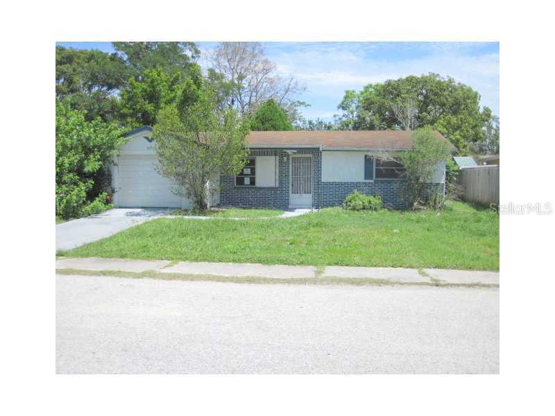 3251 Fairmount Dr., Holiday, FL 34691