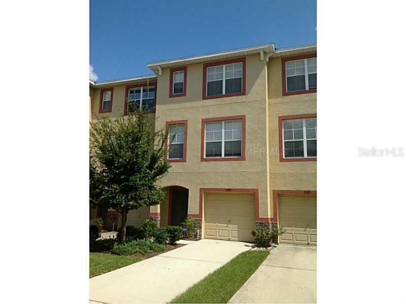 2507 Lexington Oak Dr., Brandon, FL 33511