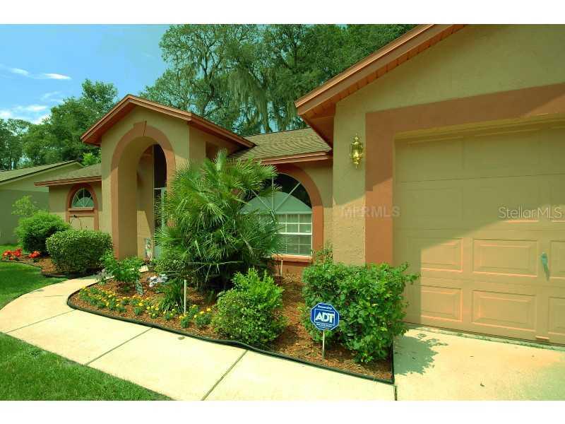 1806 Staysail Dr., Valrico, FL 33594