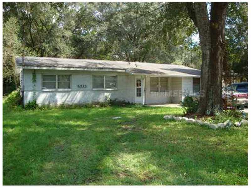 6825 Oakdale Dr., Tampa, FL 33610