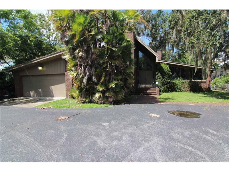 2410 Carroll Pl., Tampa, FL 33612