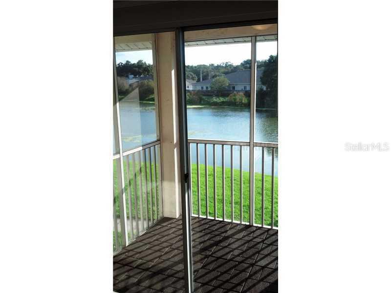 209 Lake Brook Cir. #205, Brandon, FL 33511