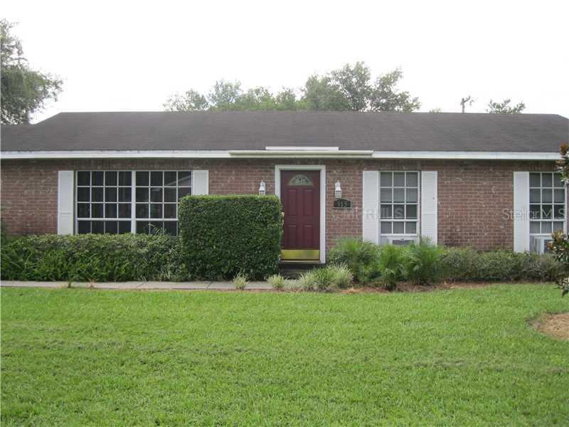 915 Strawberry Ln., Brandon, FL 33511