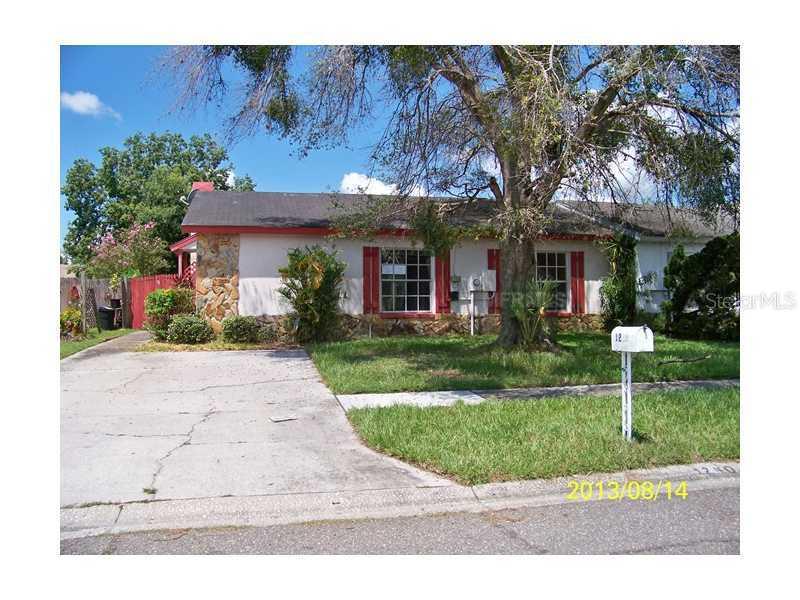 1240 Mohrlake Dr., Brandon, FL 33511