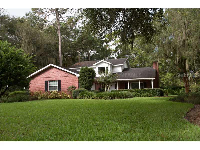 17508 Drake Ct., Lutz, FL 33559