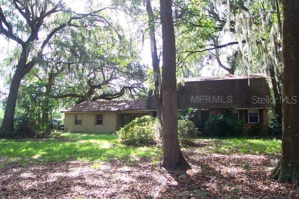 111 Hickory Creek Dr., Brandon, FL 33511