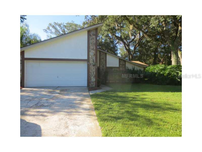 2507 High Oaks Ln., Lutz, FL 33559