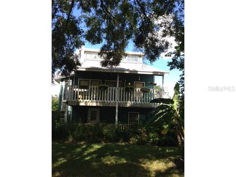 1345 Eckles Dr., Tampa, FL 33612