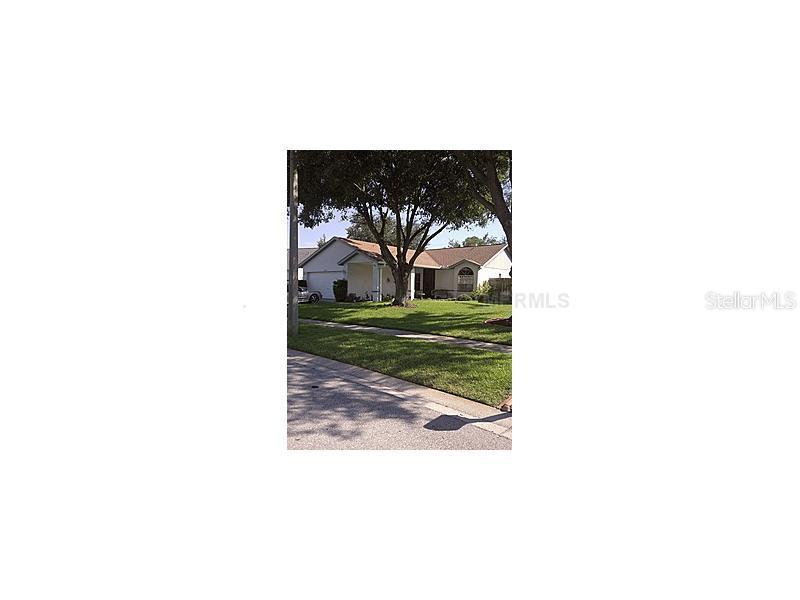 1235 Barmere Ln., Brandon, FL 33511