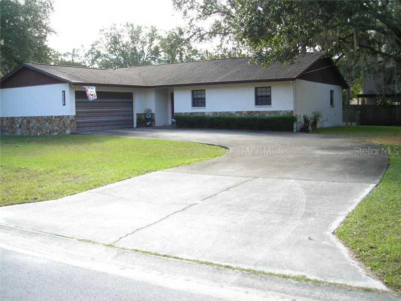 5209 Seneca Ave., Temple Terrace, FL 33617