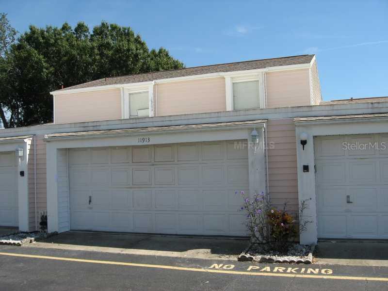 11913 Cypress Crest Cir. #25, Tampa, FL 33626