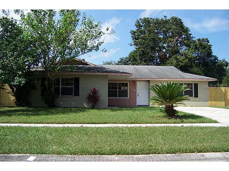 5210 Burr Pl., Seffner, FL 33584