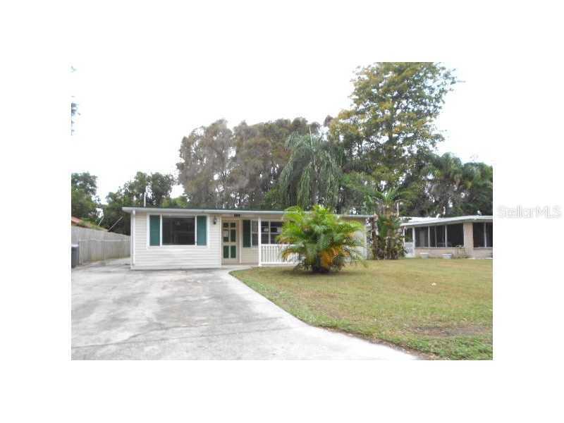 11828 102nd St., Largo, FL 33773